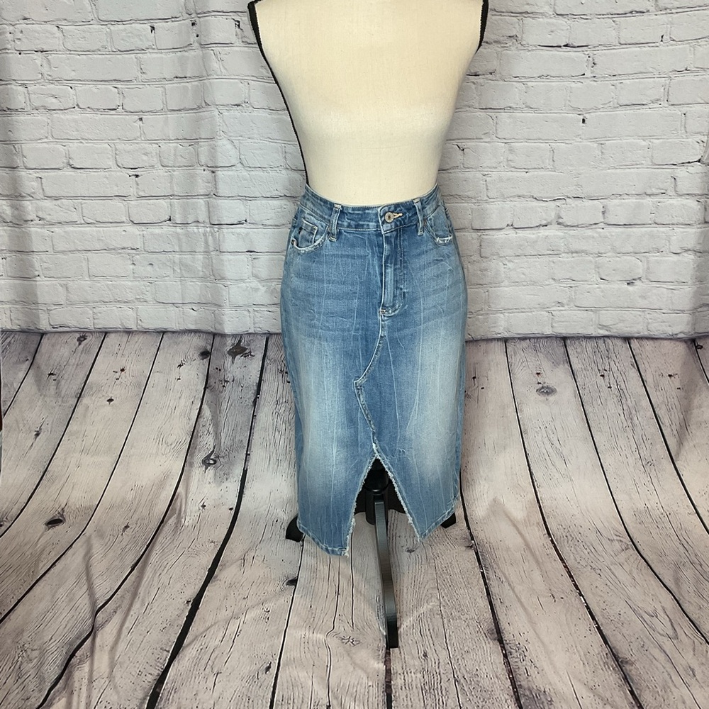 KanCan Straight Denim Skirt Light Rinse Front Split Knee Length Small